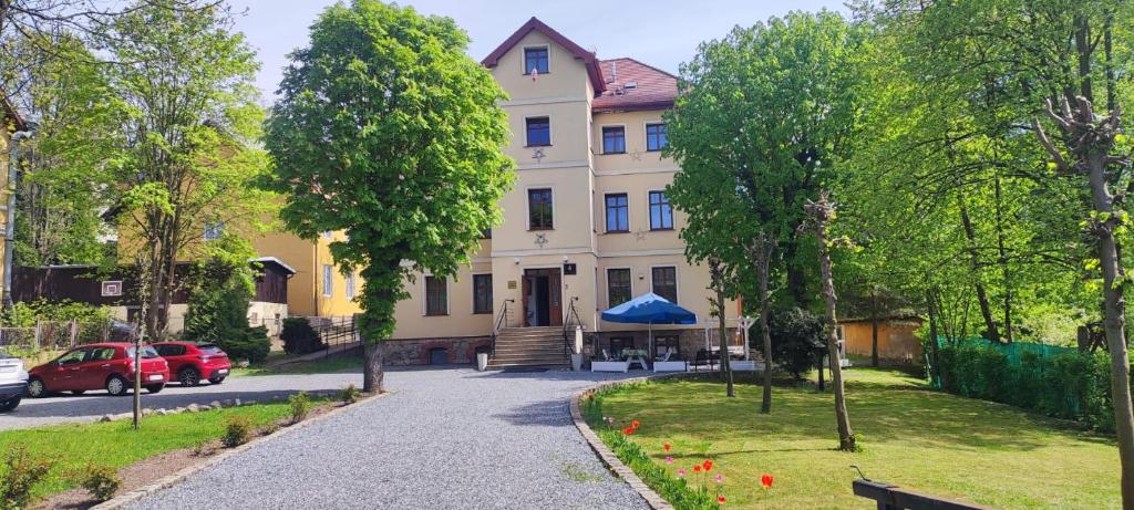 Willa Pod Gwiazdami & SPA, Lázně Chudoba