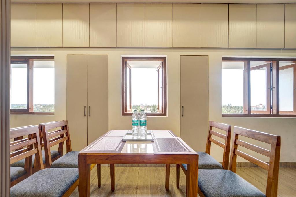 Pratham Inn by DOWNTOWN HOTELS 館内設備