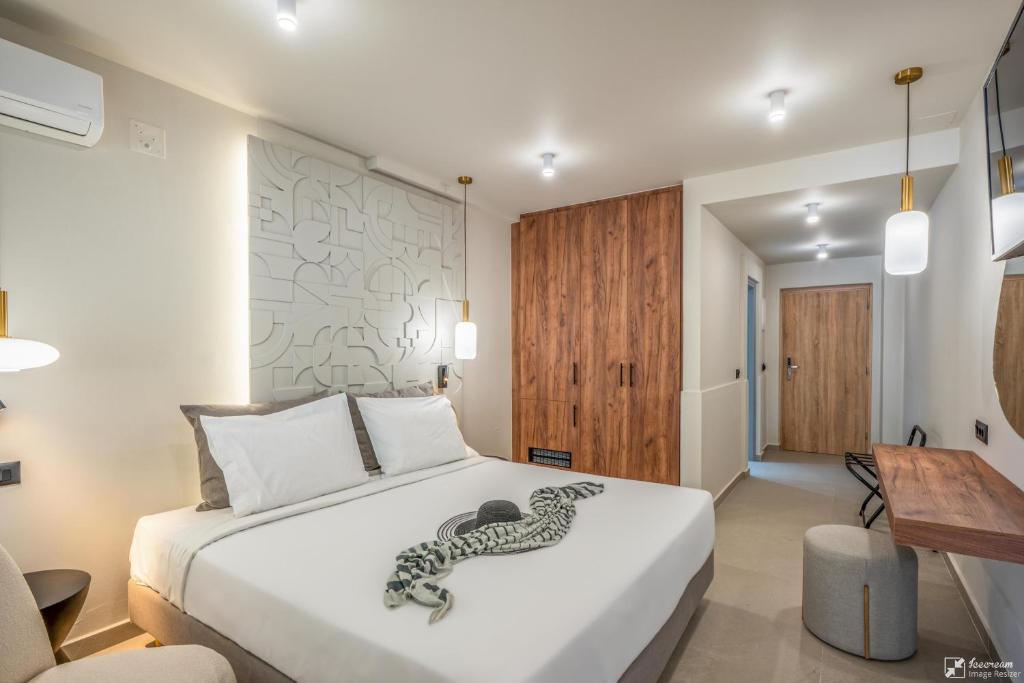 Georgioupolis Resort & Aqua Park — Hotel rooms in Georgioupolis