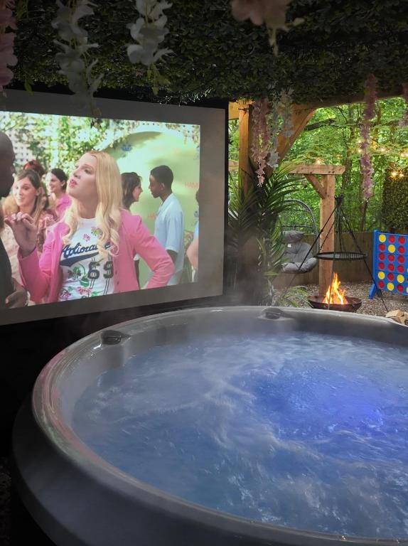 Rabbit hole, Hartlebury