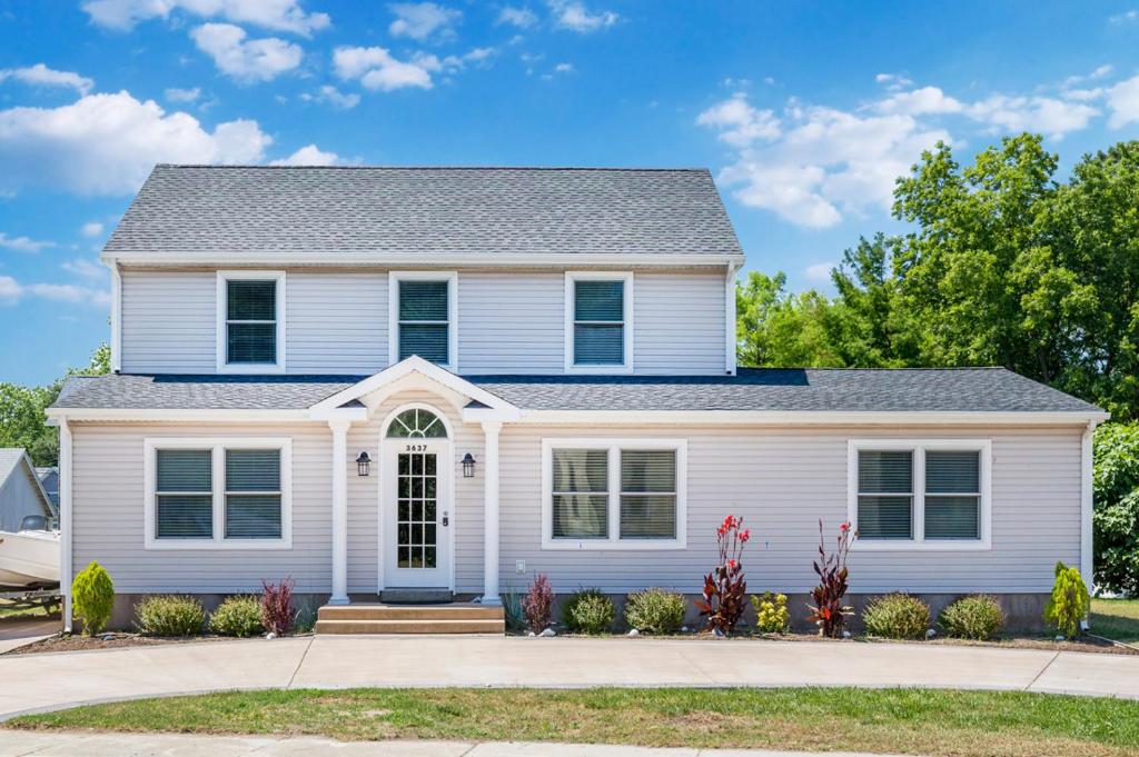 Albion, Chincoteague