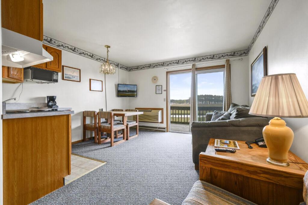 Assateague Inn 202-S, Deep Hole