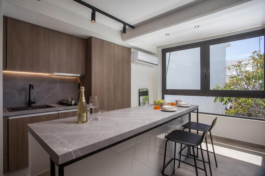 The Keep38, Město Rhodos