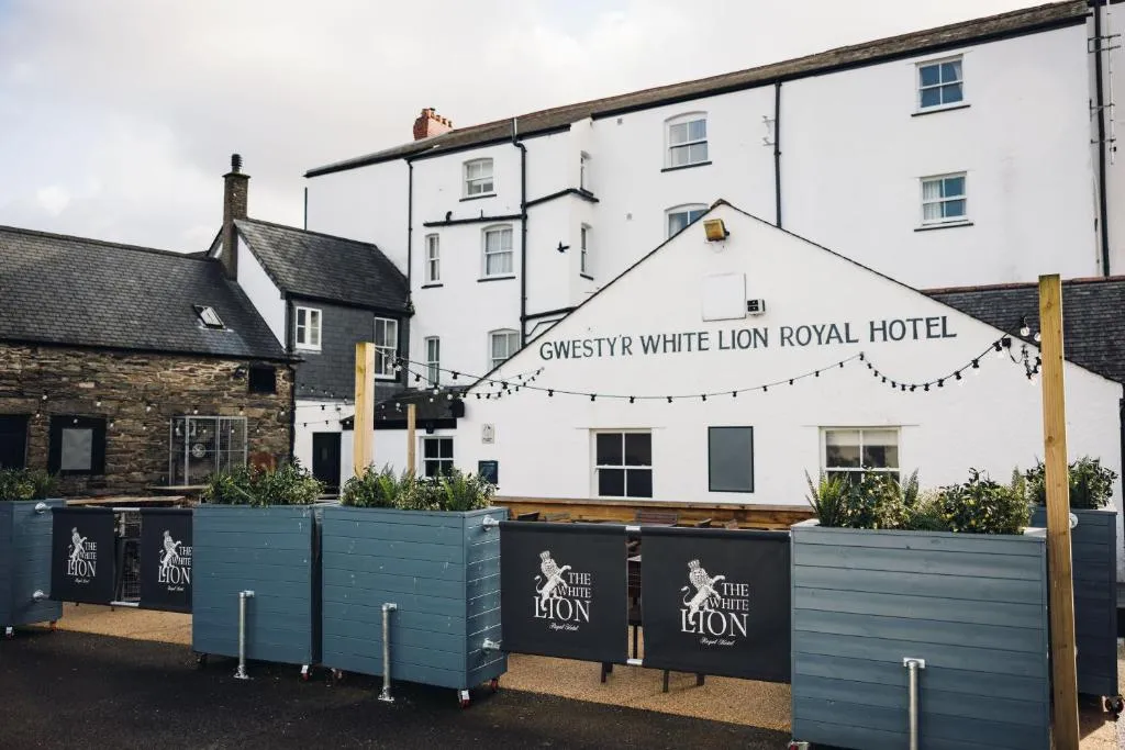 White Lion Royal Hotel, hotel in Bala