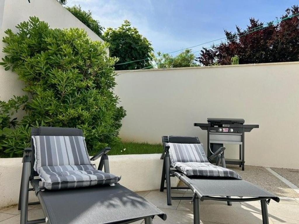Appartement avec terrasse, 2 chambres, proche plage - 4 pers - FR-1-494-198 - 2