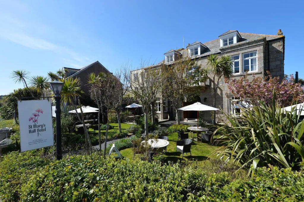 St Marys Hall Hotel, hotel in Hugh Town