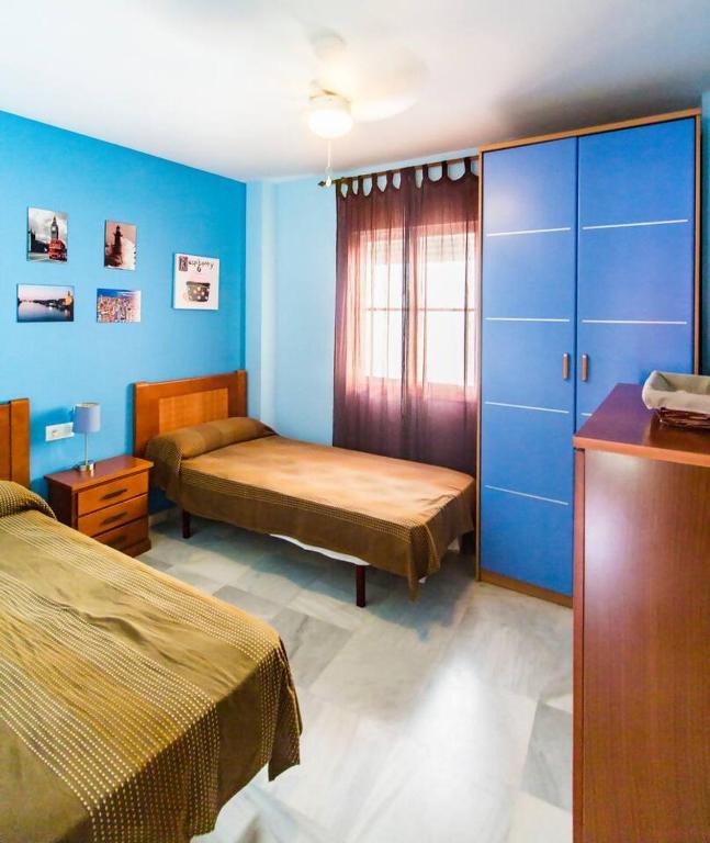 SH 7 Esquinas. Apartamento céntrico con parking - 3