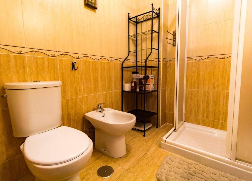 SH 7 Esquinas. Apartamento céntrico con parking - 5