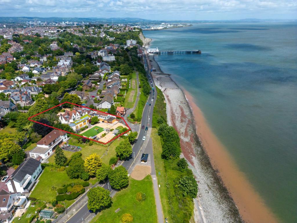 Holm House - Stylish Coastal Suites - Silures Bar & Restaurant On-site, Cardiff