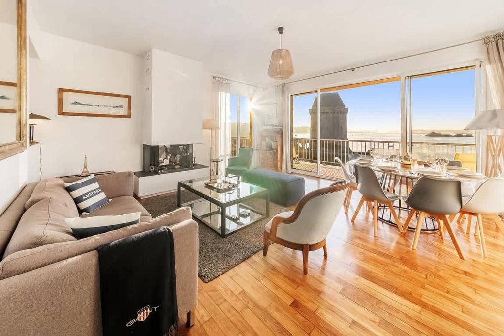 Albatros, grand duplex, 4 chambres, vue mer, Saint-Malo