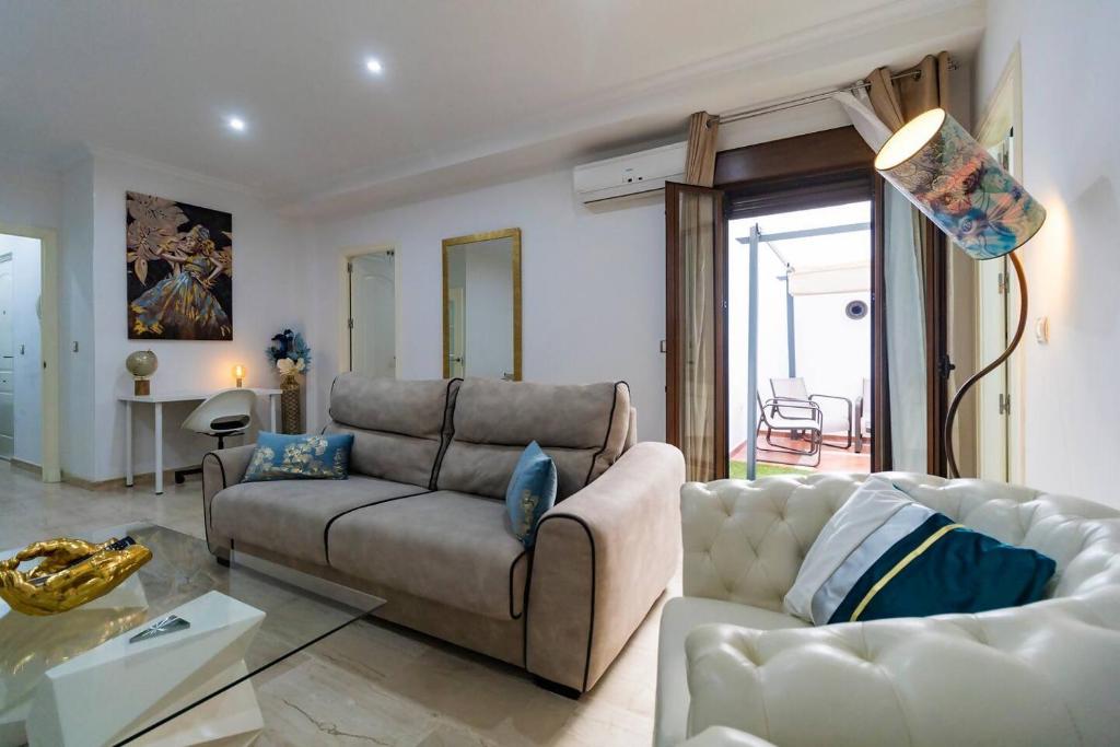 SH Piluca's Home. Moderno apartamento con patio - 1