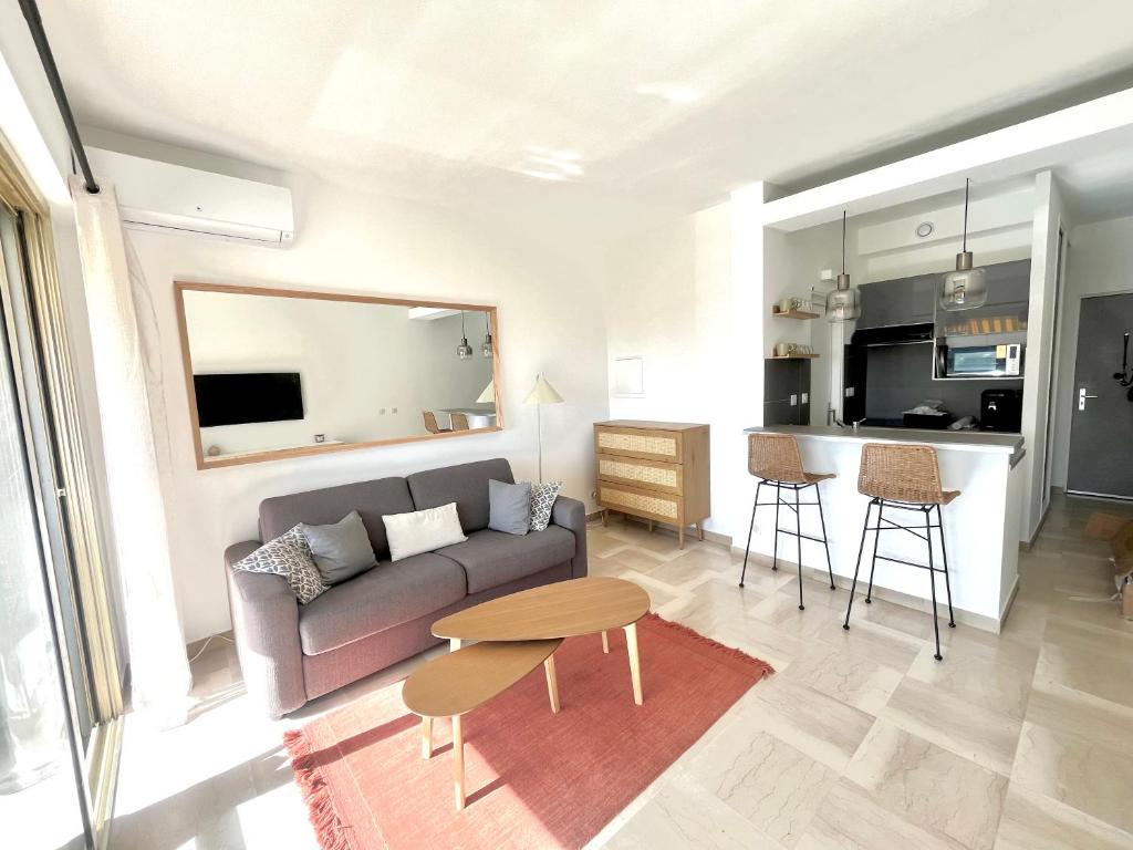 Marina Baie studio vue mer et jardin avec clim - 5