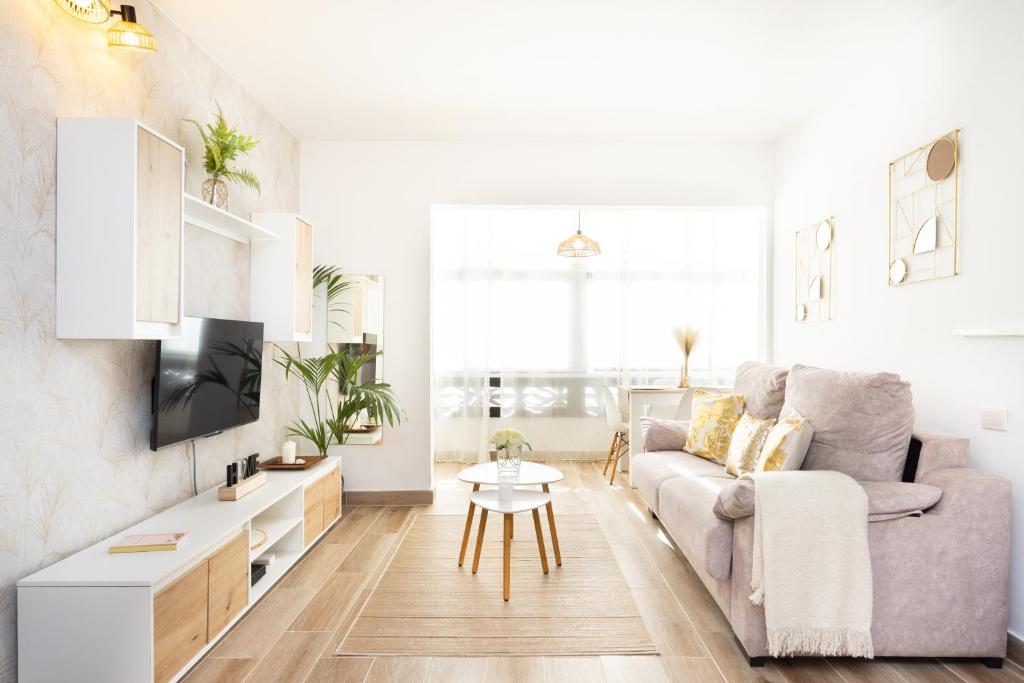 Home2Book Bajamar Panoramic Studio, La Laguna