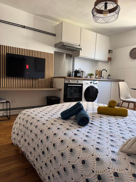 Charmant Appartement au Coeur de Bourges 24 - 3