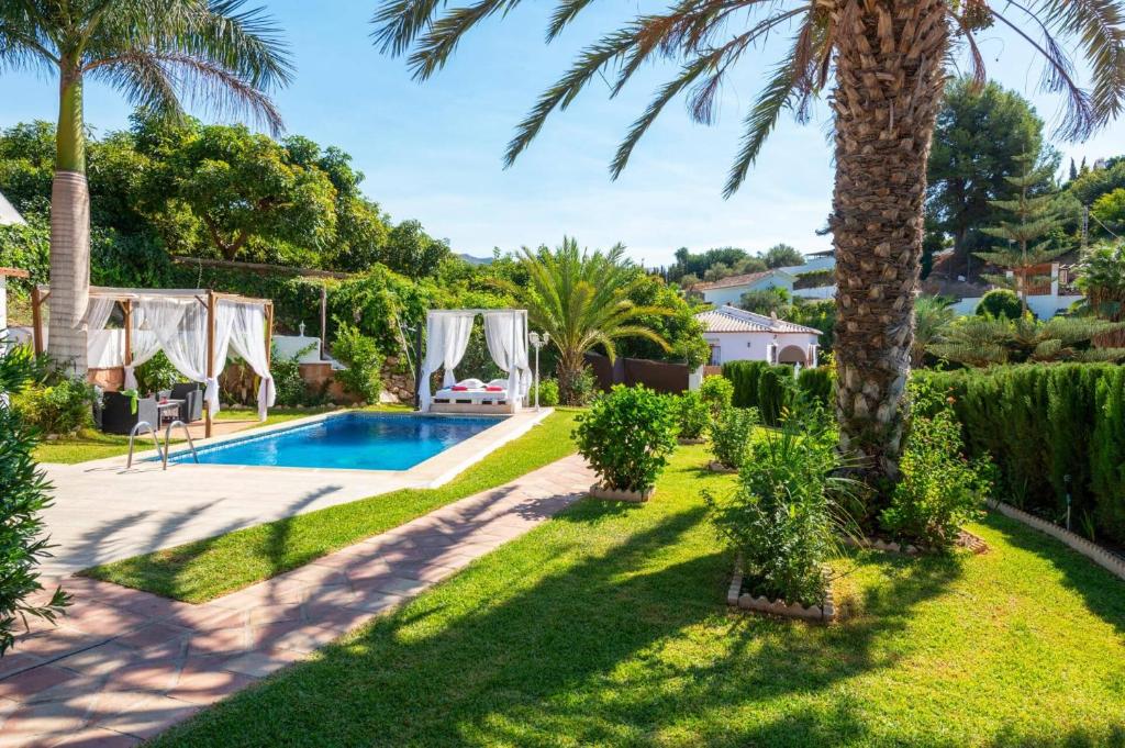 Villa Damian by Villa Plus - 2