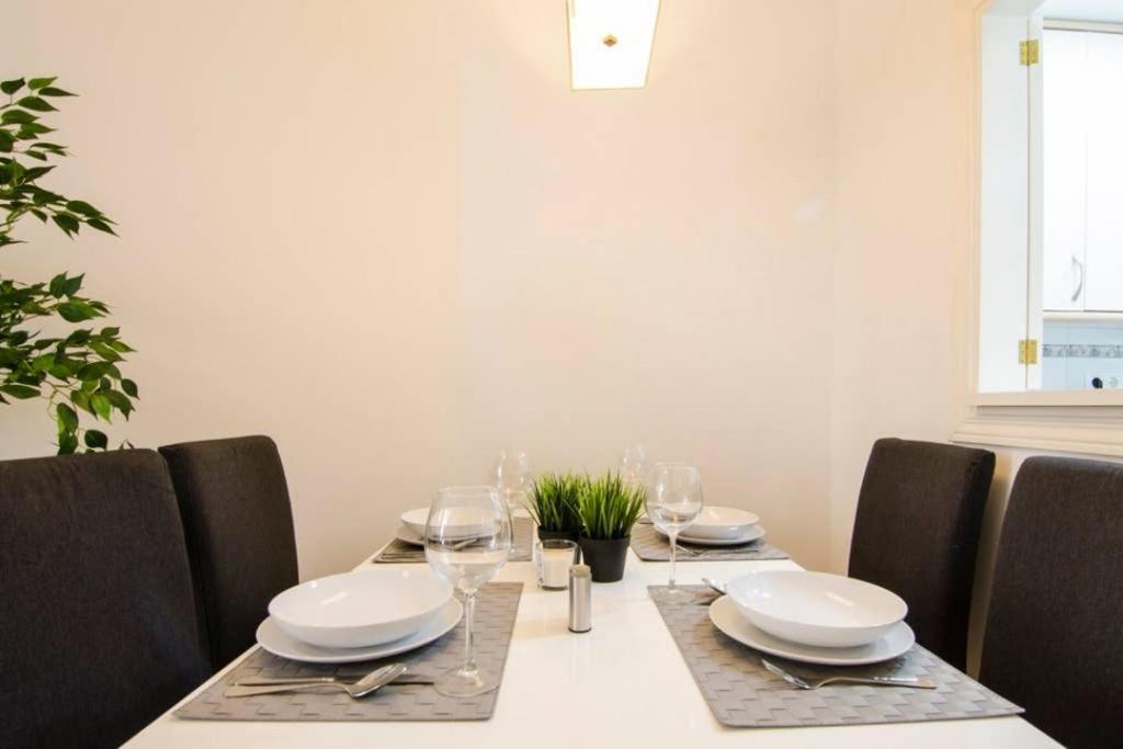 Amazing Unique 1BD 1BTH - Sol Madrid center - 4