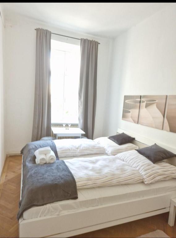 Rrpp, Vienna