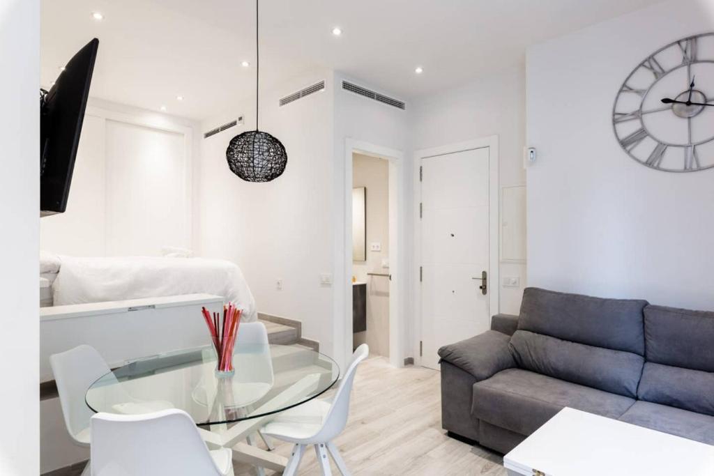 Modern and bright studio - Malaga Center - 4