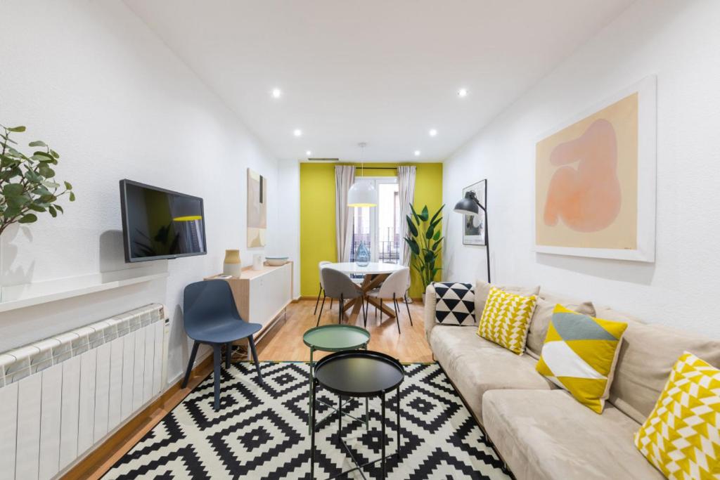 Cozy Apartment- 2BD 2BT- Malasaña - 4