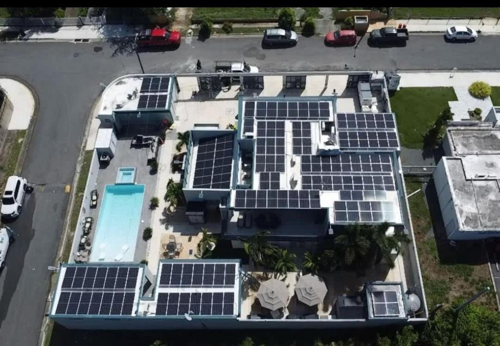 Private 7 Villa Complex with 16 BR Pool & Jacuzzi, Dorado