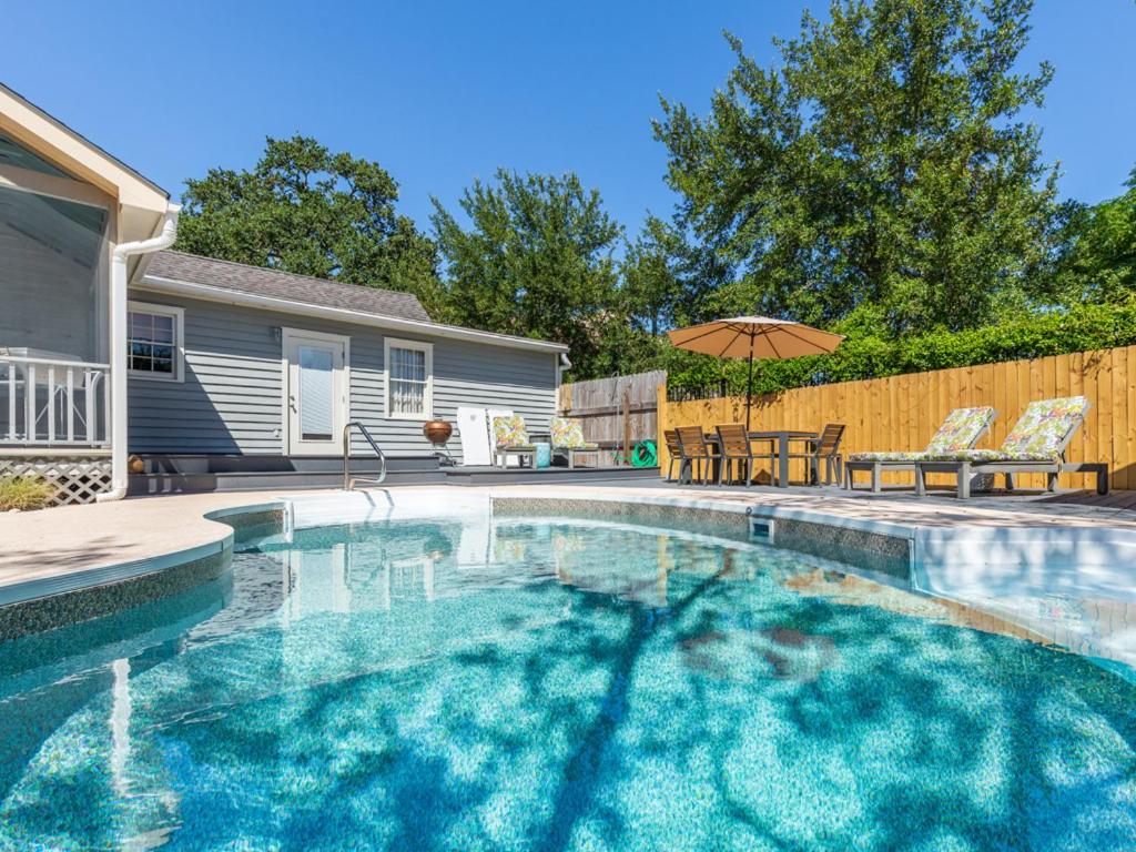 Frogtown Cottage, Savannah