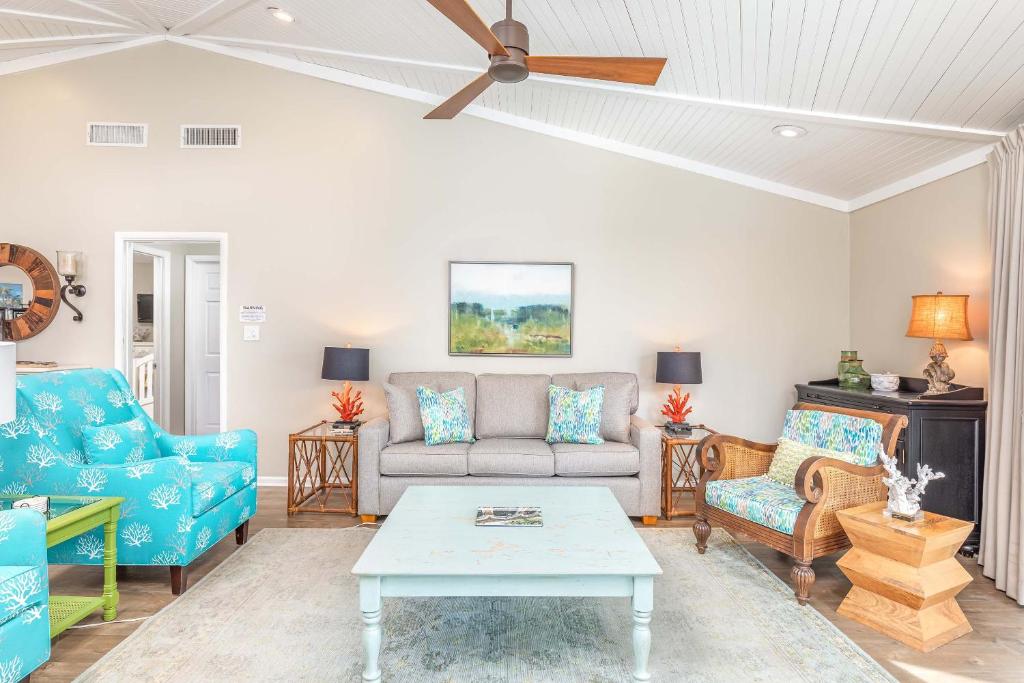 Coastal Breezes, Tybee Island