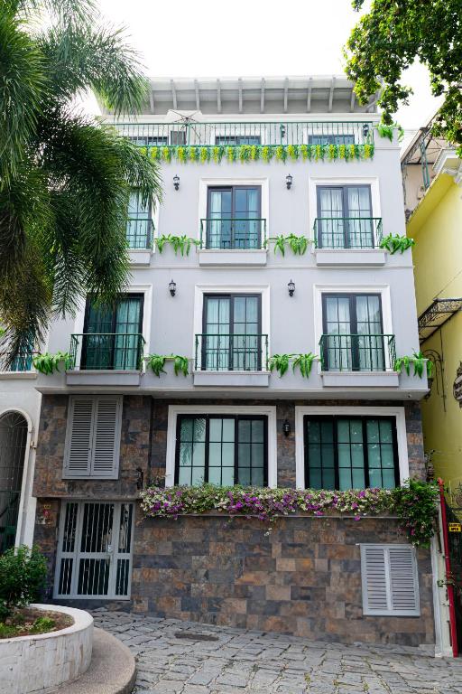 Luxury Apartments in Las Peñas - Guayaquil, LA ROSA DEL RIO Building, Balconies with Panoramic Views, Relaxation and Within the Tourist Zone - 1