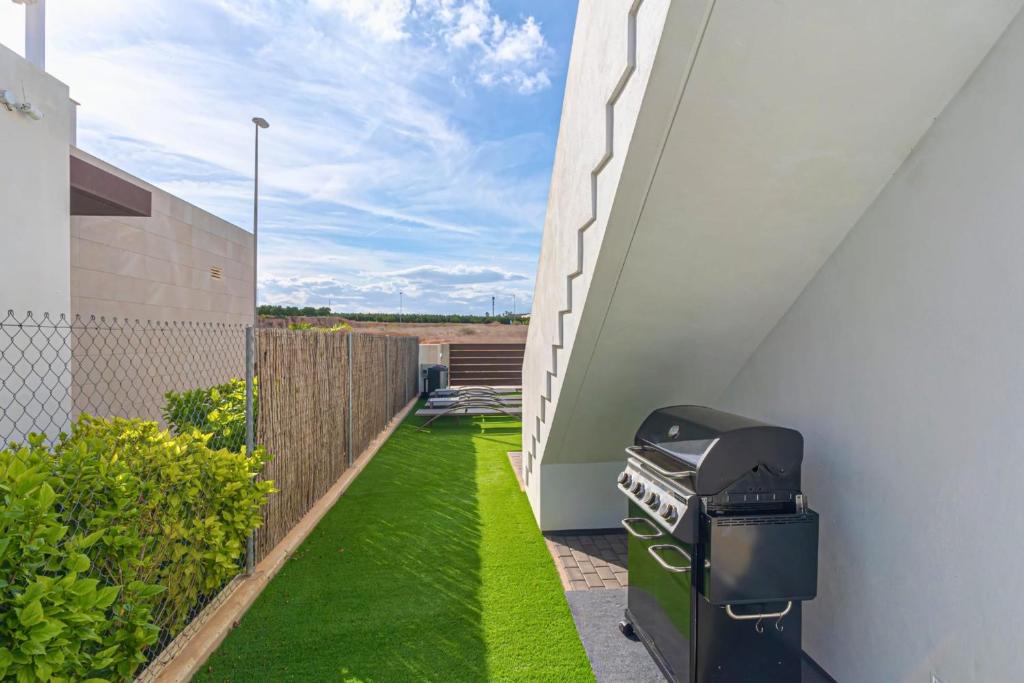 Modern villa with private pool at Golf Vistabella - 4