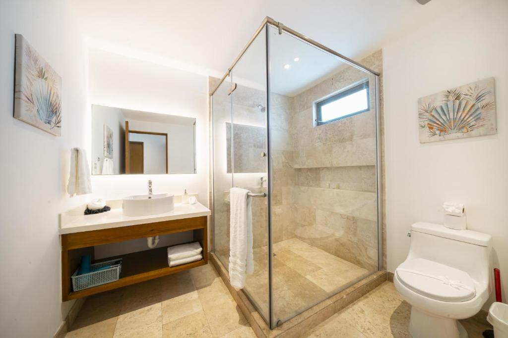 2 BR Condo in the central area of Playa del Carmen - At Ipana Condos Ipanema 504 - 5