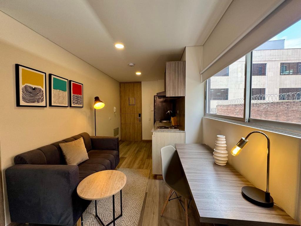 Cozy Loft in 93 park - 4