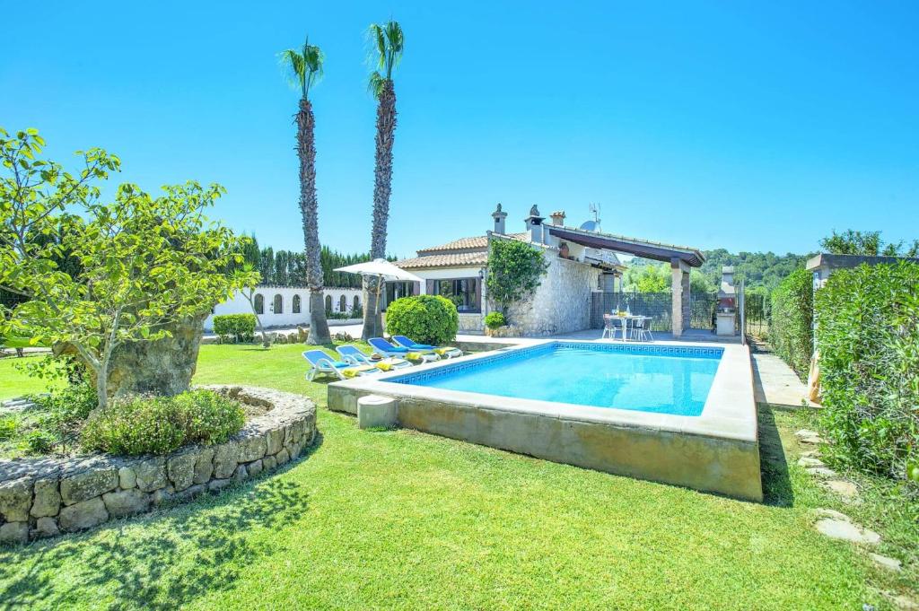 Villa Francisca by Villa Plus - 3