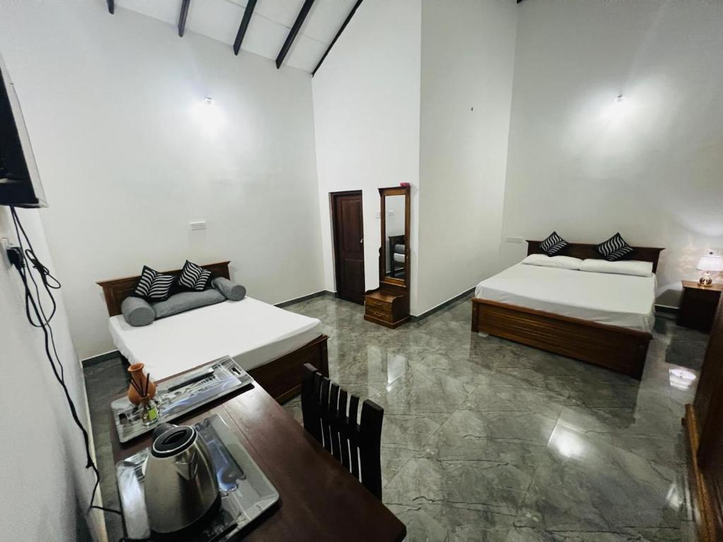 J&J resort, Habarana