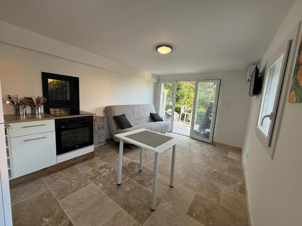 Hibiscus, La Seyne-sur-Mer