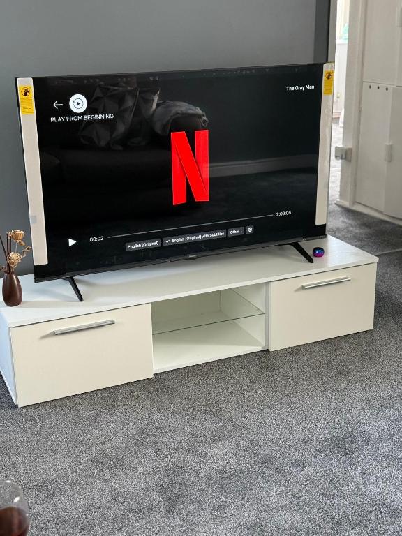 Spacious Room in Manchester, Middleton