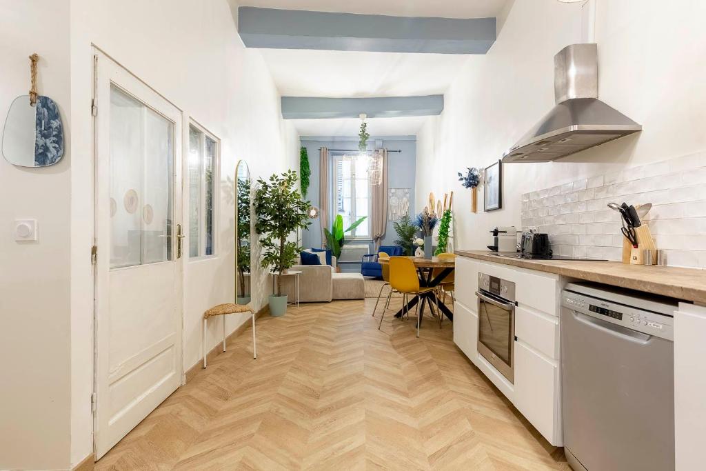 Boho Chic Apartment in Old Town - 3