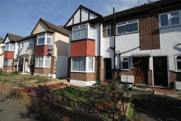 1930s conversion two apartment, Harold Wood