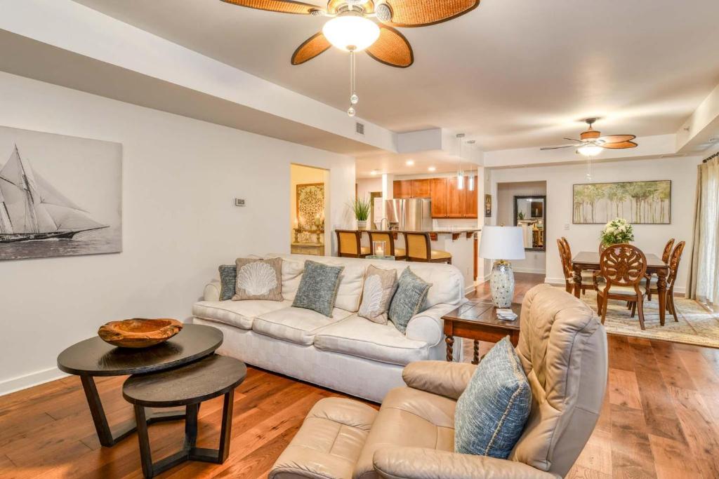 3 Bedroom lagoon front with hard surface floors 5109P3, St. Augustine