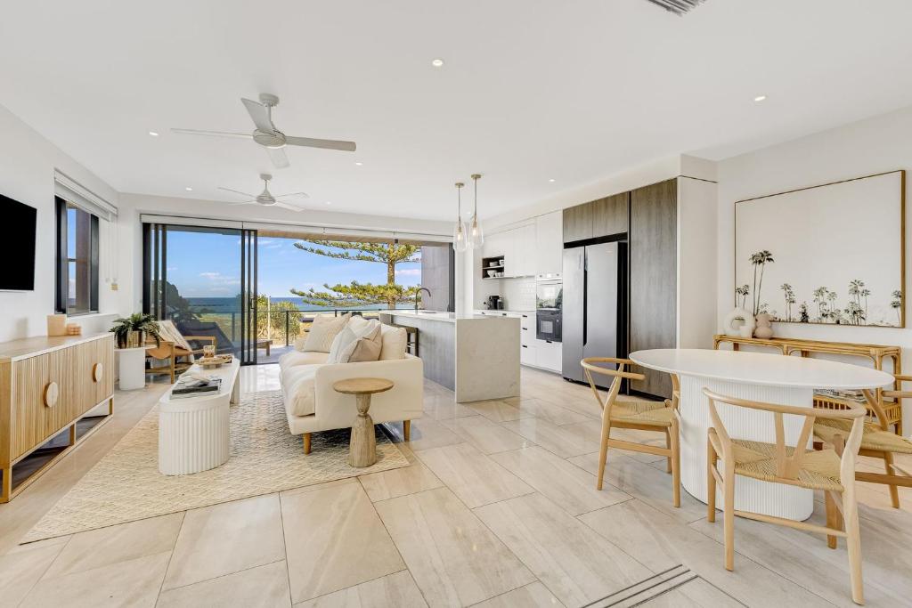 Escape 201, Gold Coast