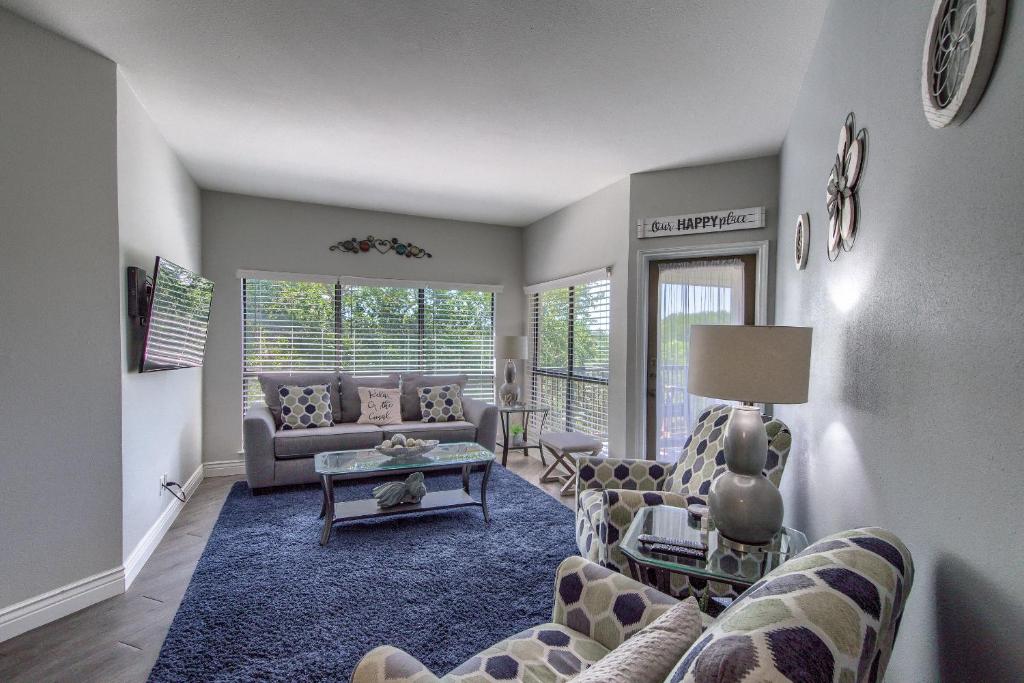 IC 316 Riverfront Bliss, New Braunfels