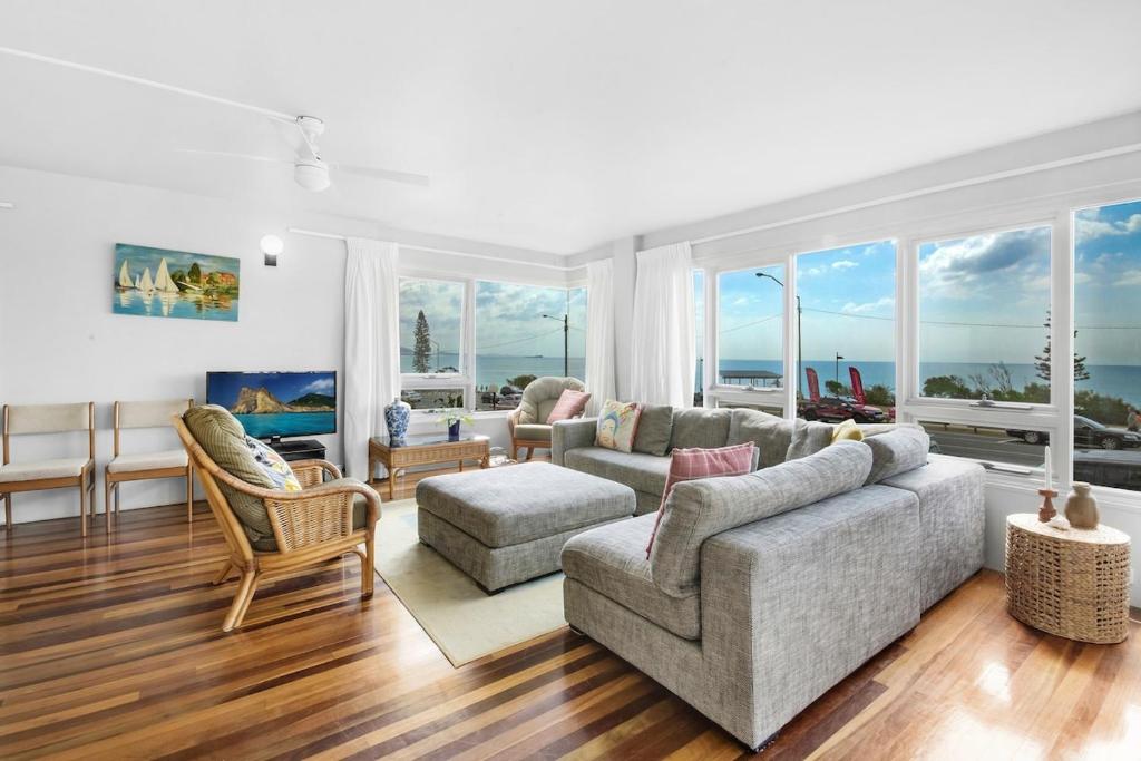 The Headlands Apartment 16, Alexandra Headland