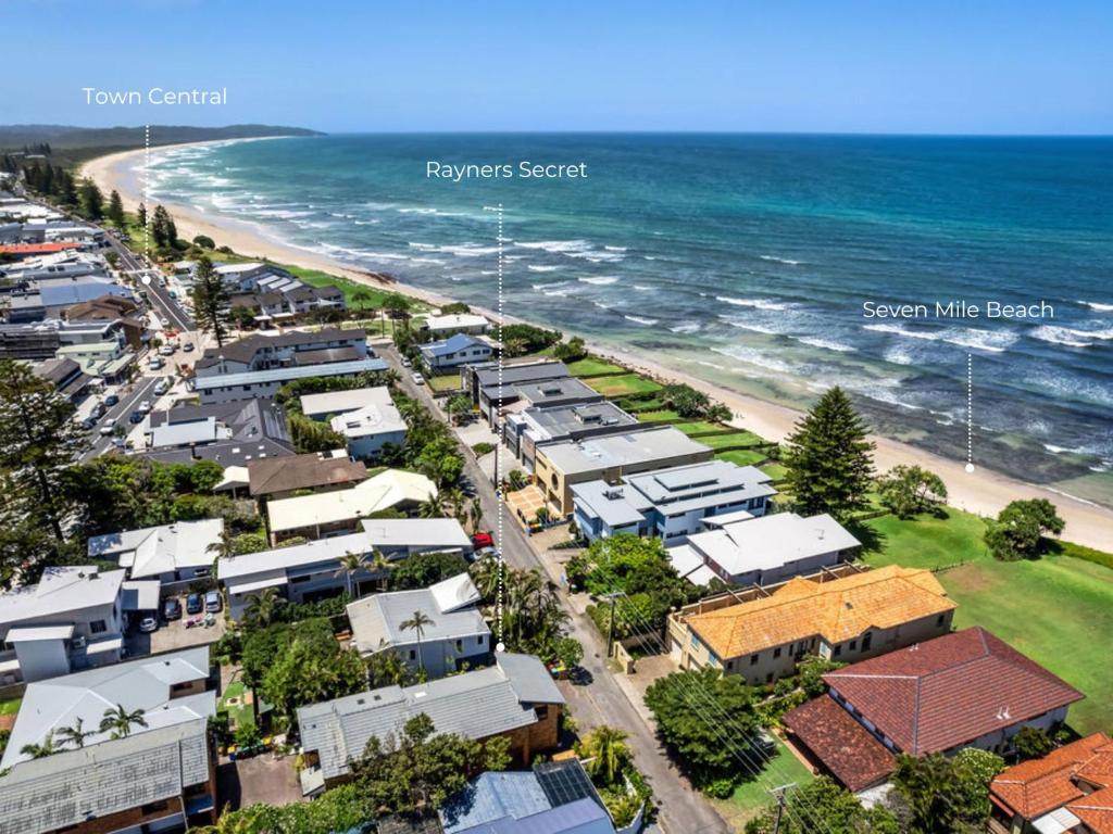 Rayner's Secret, Lennox Head