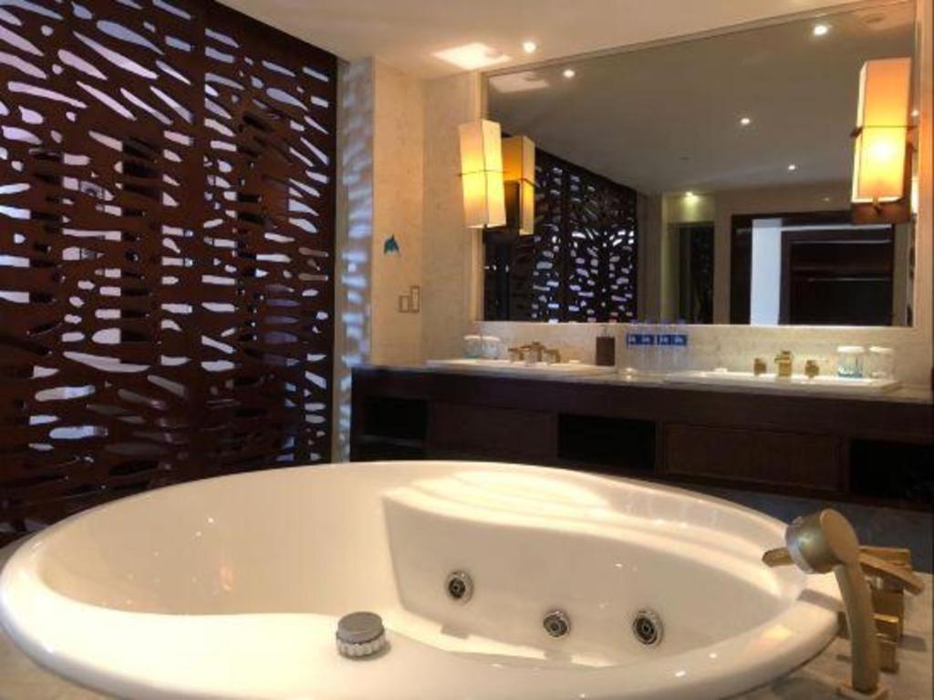 Hotel Facility