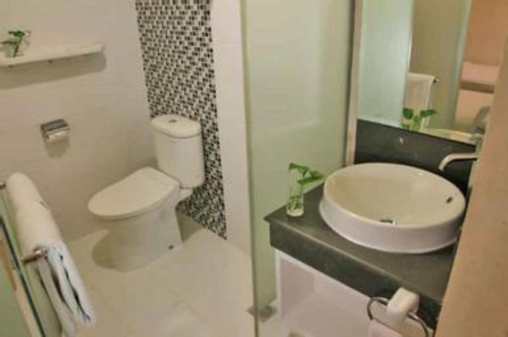 Jakarta Clay Hotel Jakarta Additional