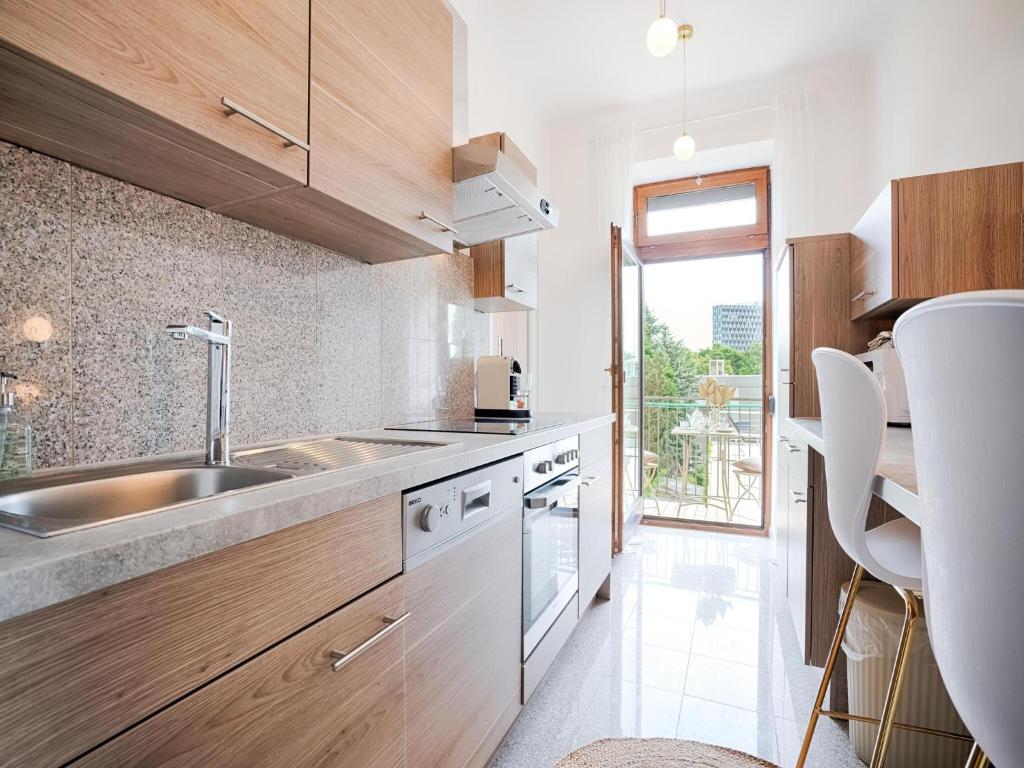 Arcadio Home- Premium Suite - 5