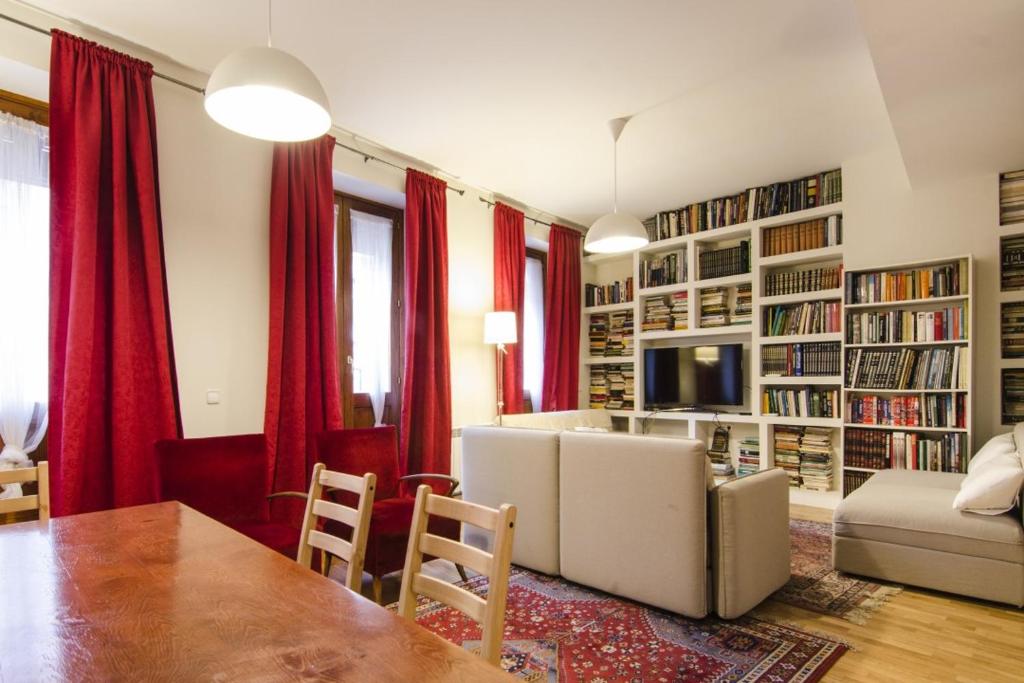 Bright Spacious 2BD 2BTH - Las Letras - 4