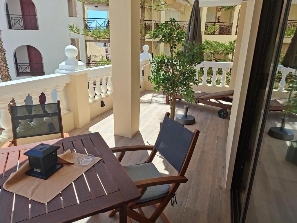 NICE 1 BEDROOM APARTMENT LOS CRISTIANOS - 5