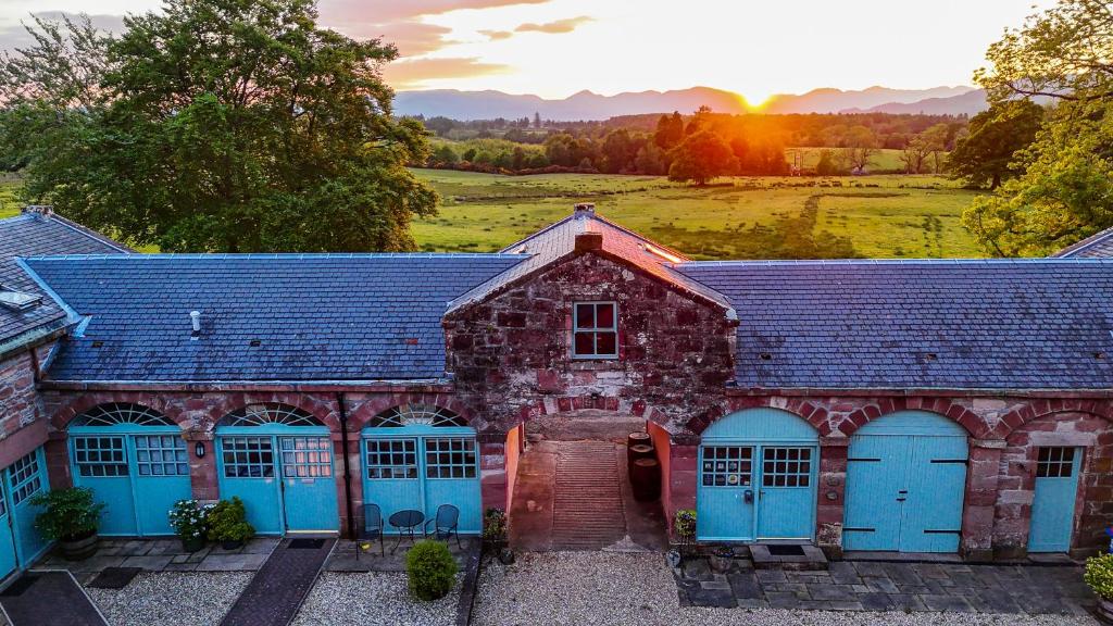 Loch Lomond Finnich Cottages photo 5