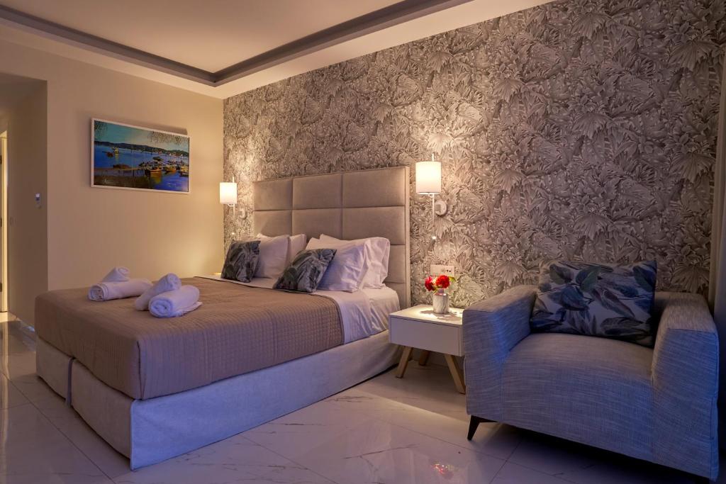 Ibiscus Corfu Hotel — Hotel rooms in Roda, Ionian Islands