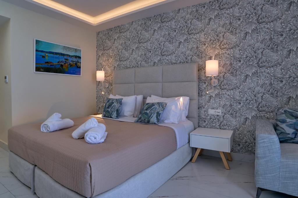 Ibiscus Corfu Hotel — Hotel rooms in Roda, Ionian Islands