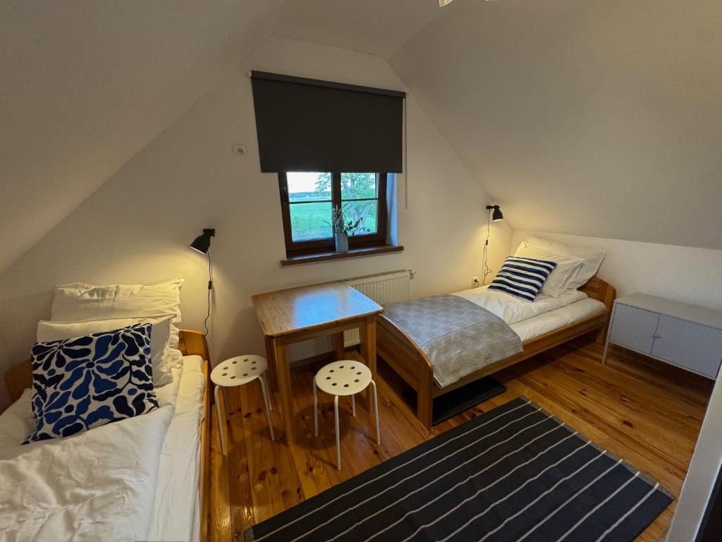 Villa Wejsunka, Wejsuny